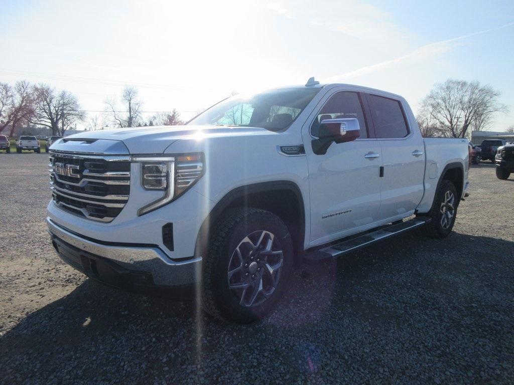 new 2025 GMC Sierra 1500 car, priced at $59,452