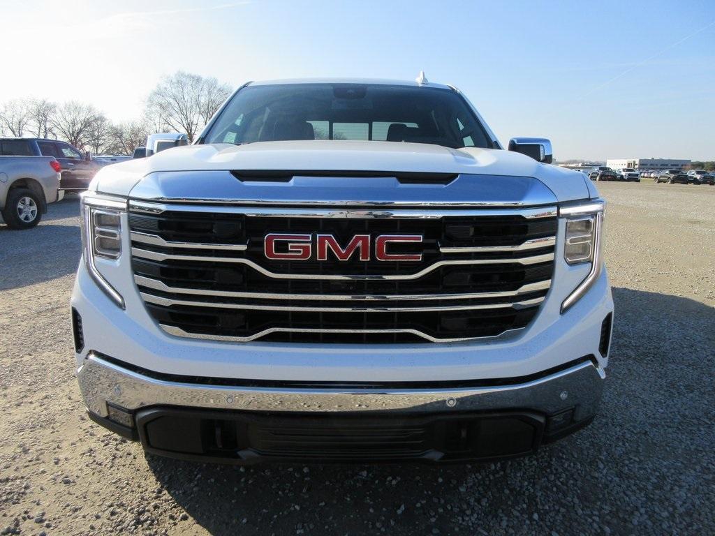 new 2025 GMC Sierra 1500 car, priced at $59,452