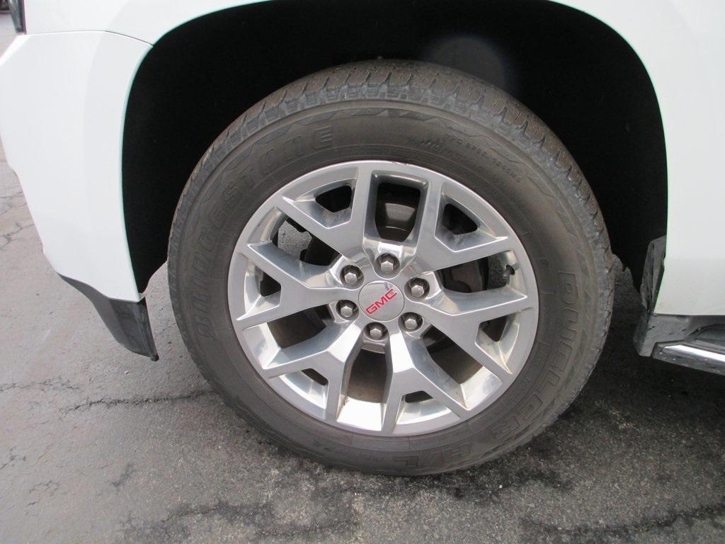 used 2017 GMC Yukon car, priced at $18,995