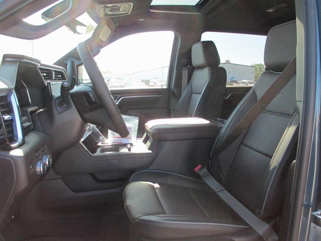new 2025 GMC Sierra 3500 car, priced at $84,864