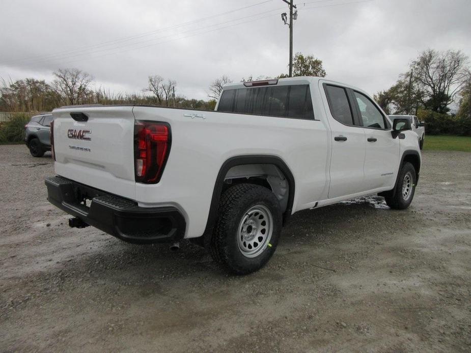 new 2025 GMC Sierra 1500 car, priced at $44,804