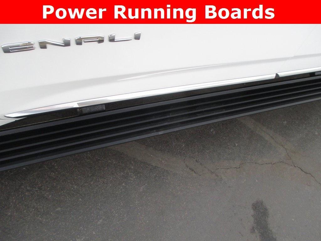 used 2024 GMC Yukon XL car, priced at $67,995