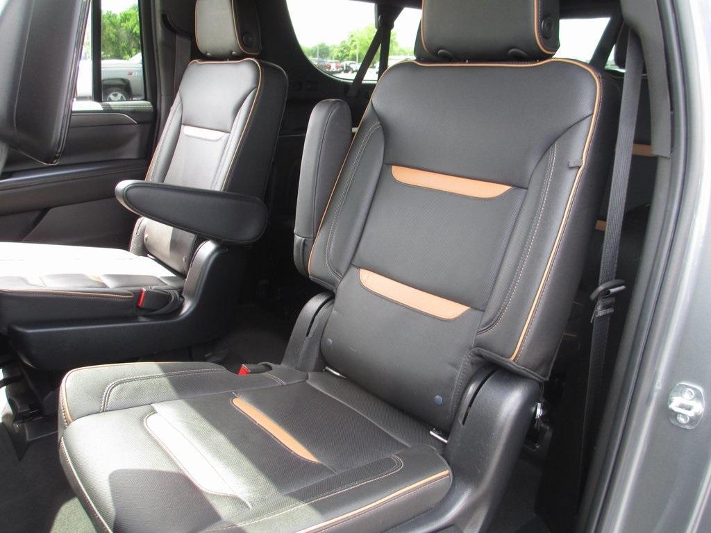 used 2021 GMC Yukon XL car, priced at $49,995