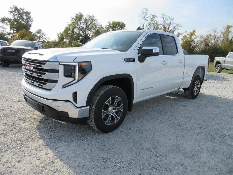 new 2025 GMC Sierra 1500 car, priced at $49,589