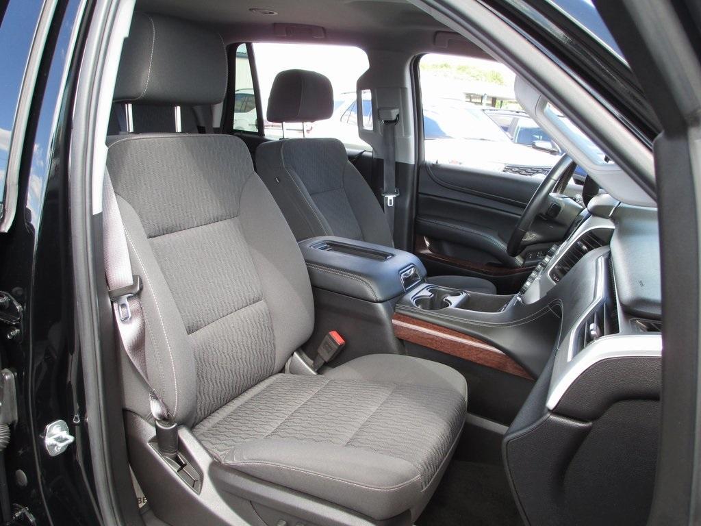 used 2016 GMC Yukon car, priced at $23,995