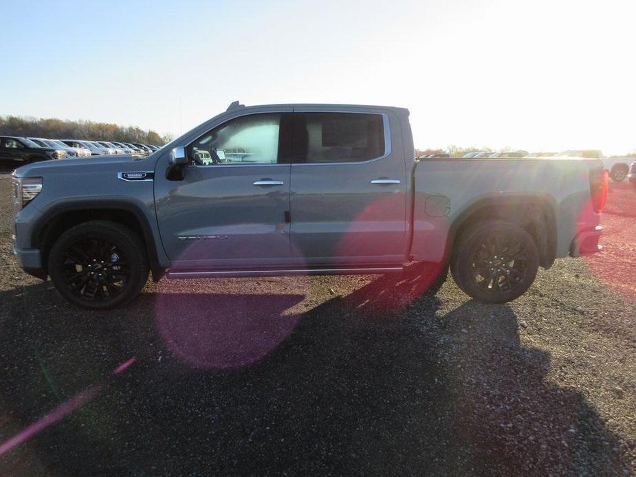 new 2025 GMC Sierra 1500 car, priced at $71,016