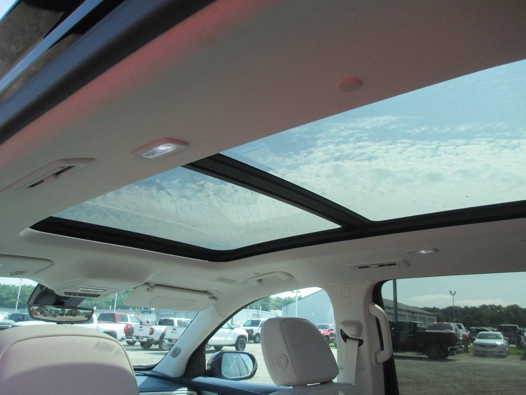 new 2025 Buick Enclave car, priced at $57,489