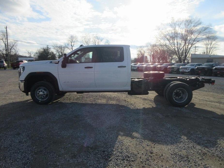 new 2025 GMC Sierra 3500 car, priced at $64,544