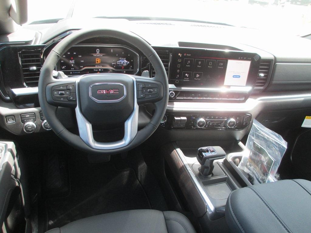 new 2025 GMC Sierra 1500 car, priced at $54,758
