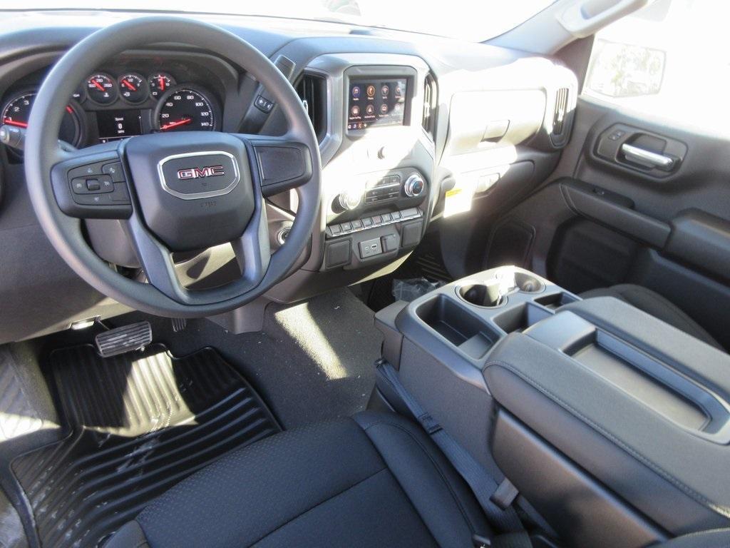 new 2025 GMC Sierra 1500 car, priced at $33,999