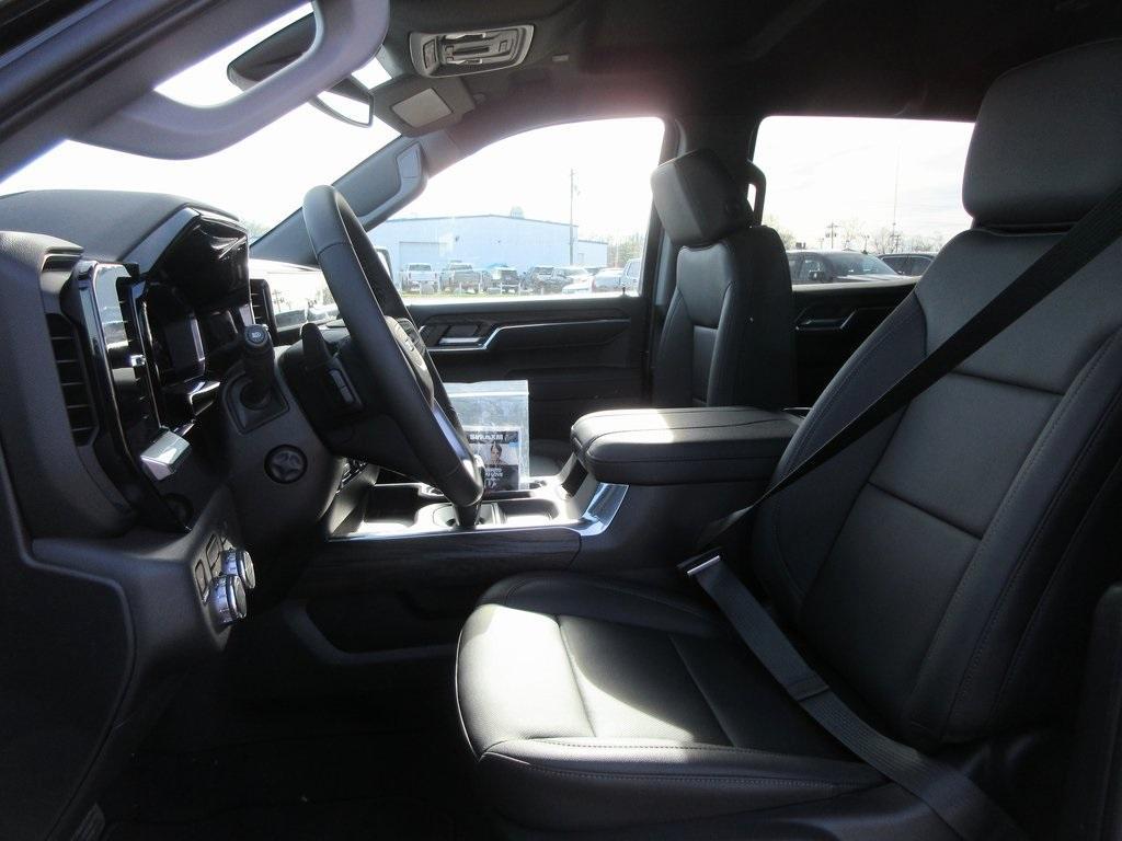 new 2025 GMC Sierra 1500 car, priced at $55,947