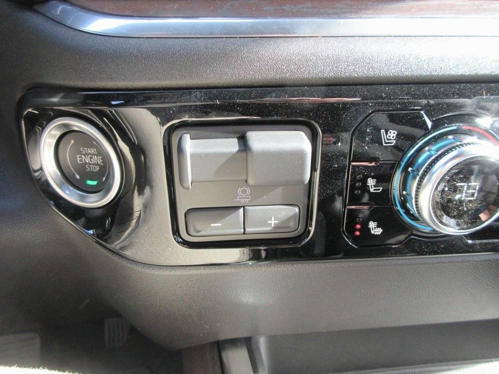 new 2025 GMC Sierra 1500 car, priced at $55,947