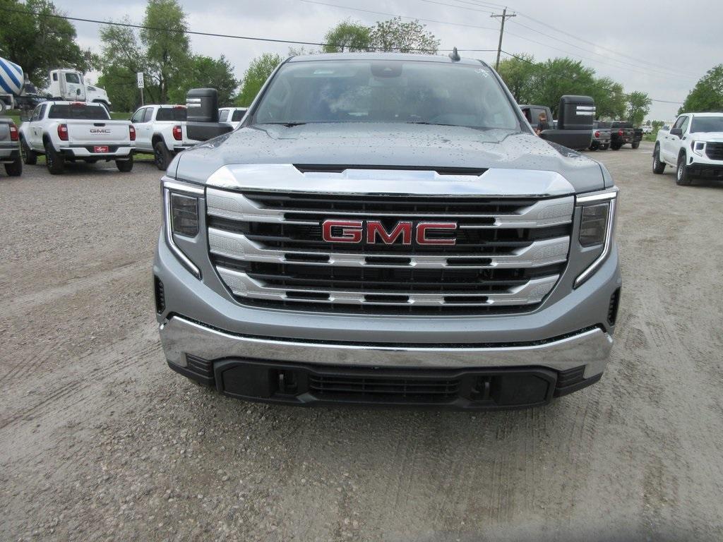 new 2025 GMC Sierra 1500 car, priced at $52,512