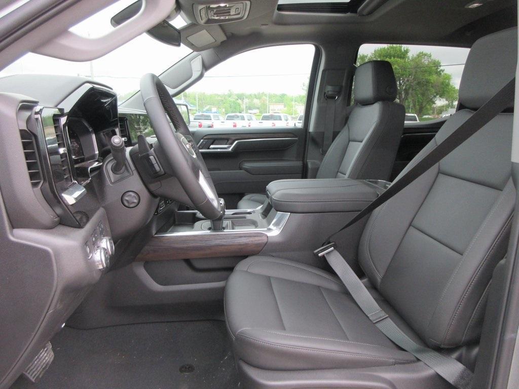 new 2025 GMC Sierra 1500 car, priced at $62,474