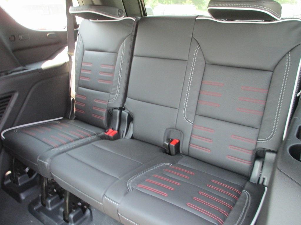 new 2025 GMC Yukon car, priced at $93,948