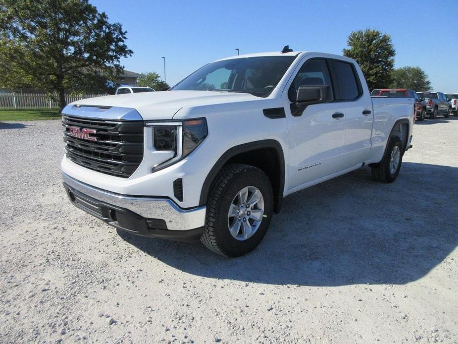 new 2025 GMC Sierra 1500 car, priced at $45,812