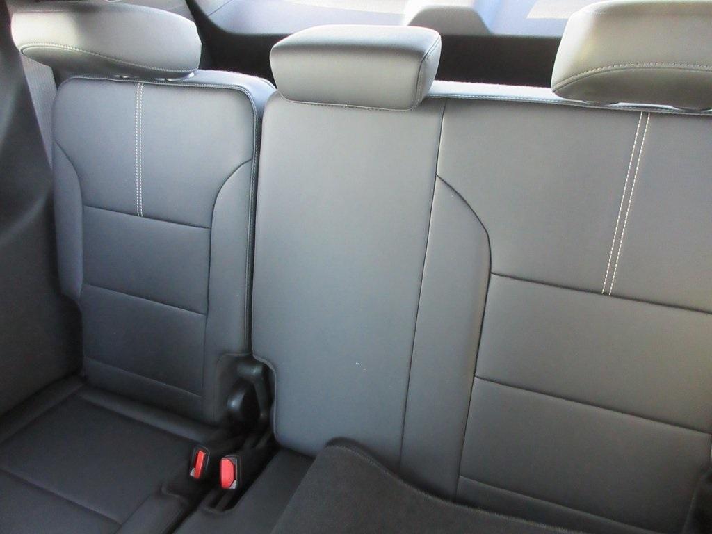 new 2025 GMC Acadia car