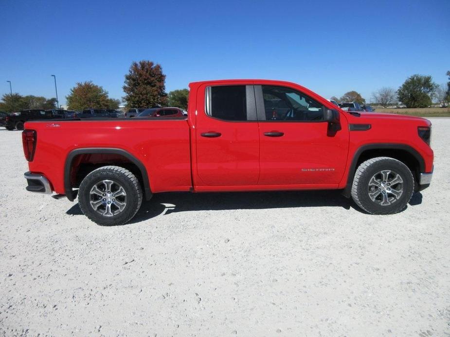 new 2025 GMC Sierra 1500 car, priced at $47,264