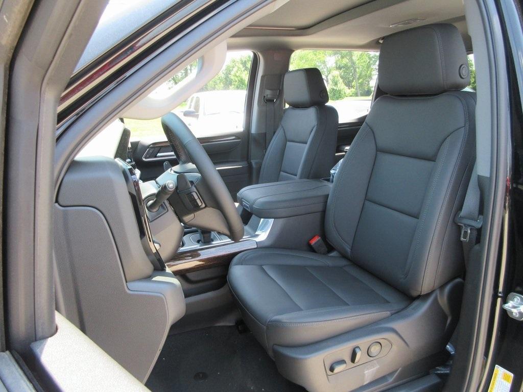 new 2025 GMC Sierra 1500 car, priced at $60,696