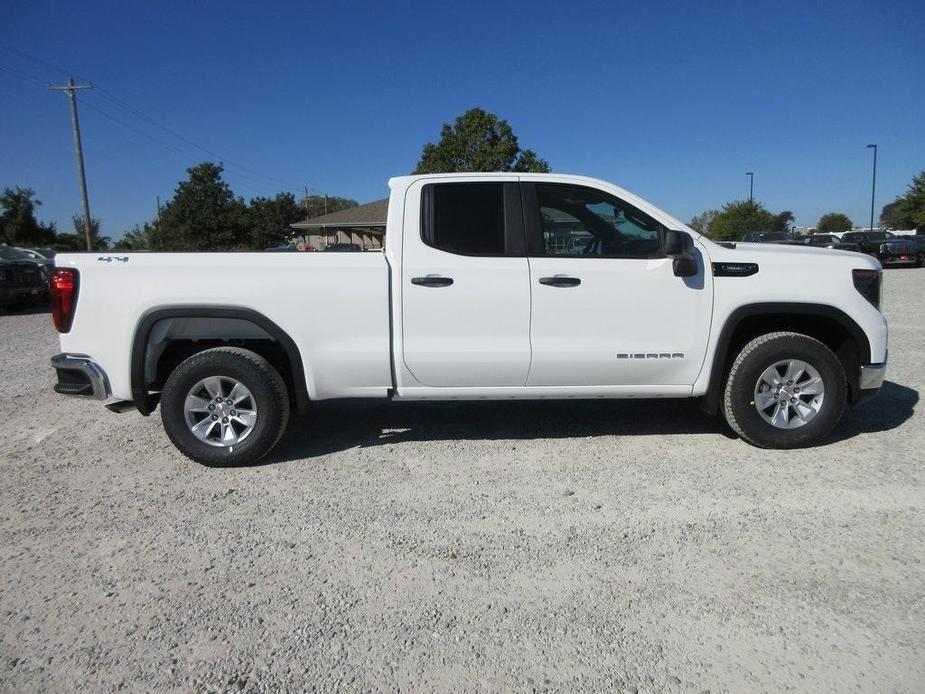 new 2025 GMC Sierra 1500 car, priced at $42,069