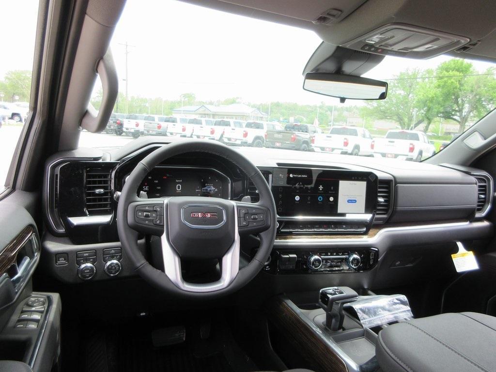 new 2025 GMC Sierra 1500 car, priced at $57,149