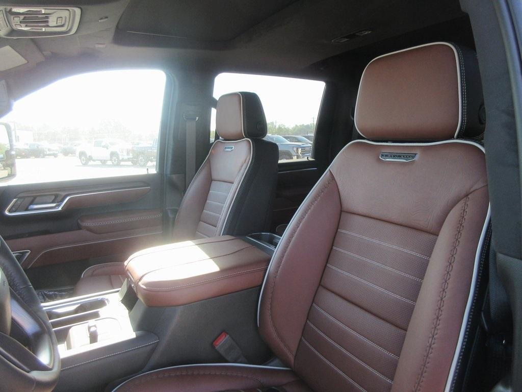 new 2026 GMC Sierra 2500 car, priced at $98,515