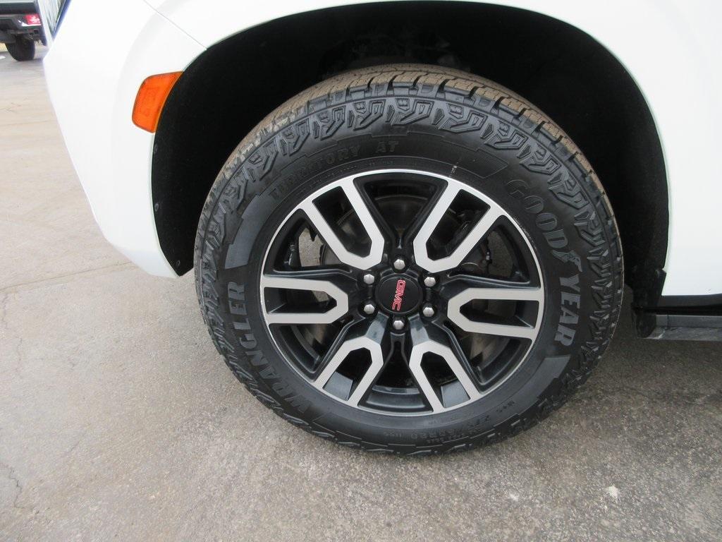 used 2022 GMC Yukon car, priced at $46,495