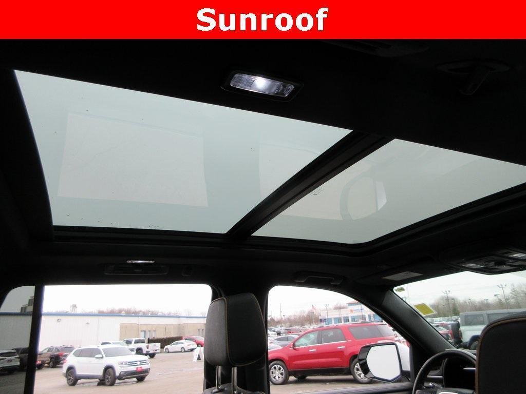 used 2022 GMC Yukon car, priced at $46,495