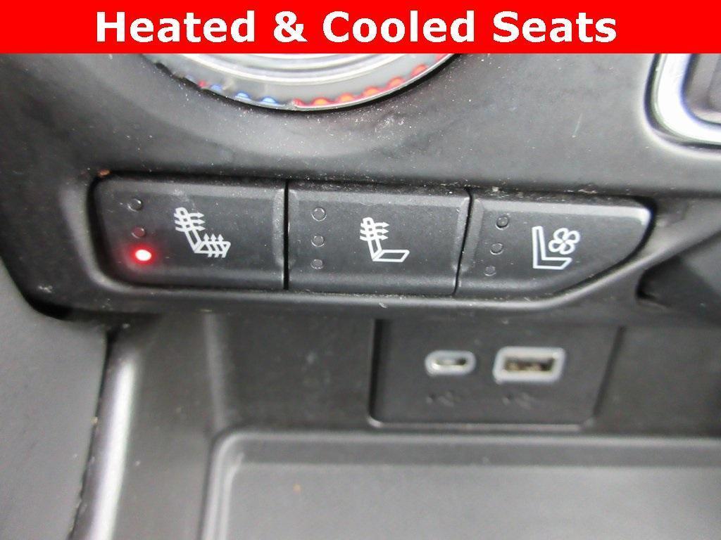 used 2022 GMC Yukon car, priced at $46,495