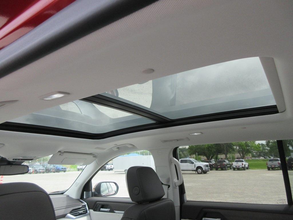 new 2025 GMC Acadia car, priced at $52,379