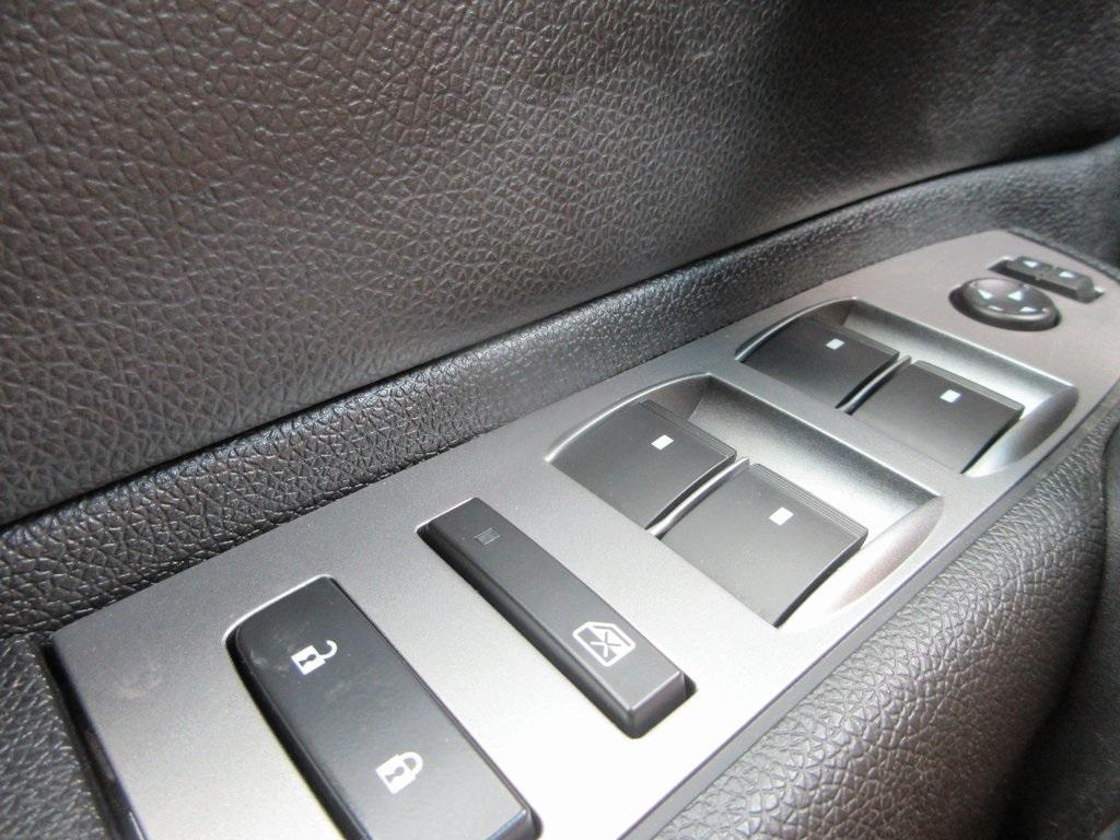 used 2013 Chevrolet Silverado 1500 car, priced at $14,995