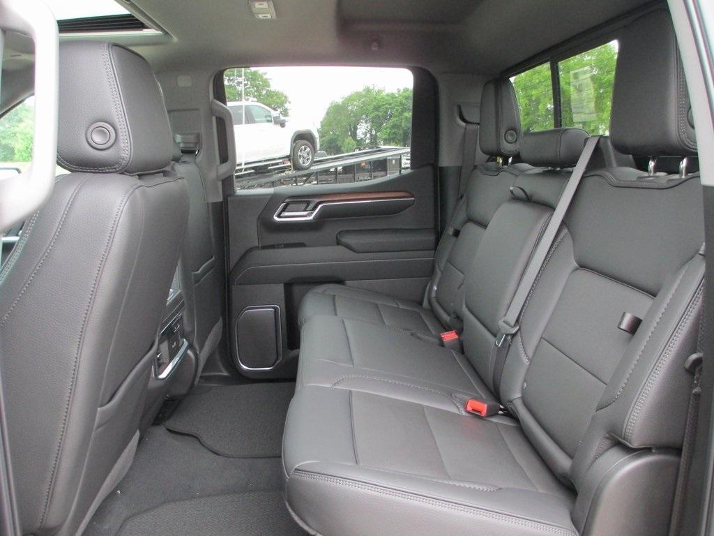 new 2025 GMC Sierra 1500 car, priced at $64,195