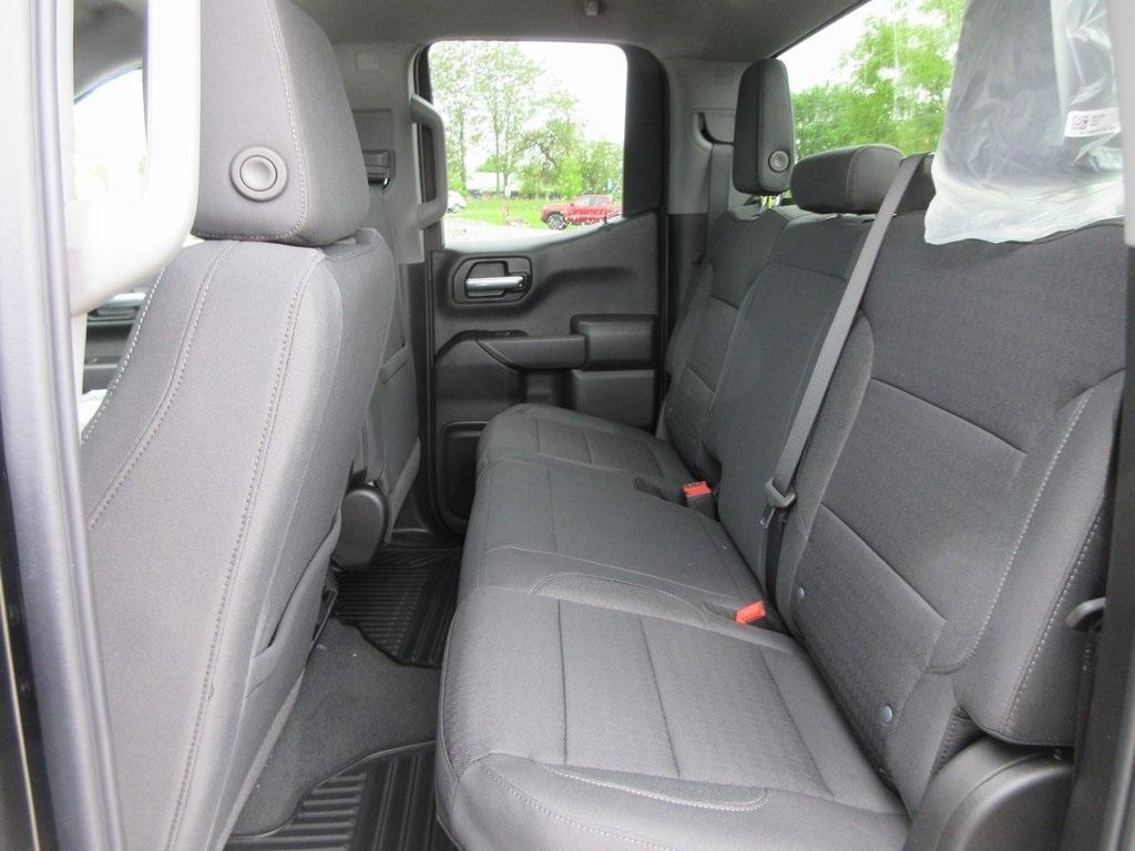 new 2025 GMC Sierra 1500 car, priced at $37,530