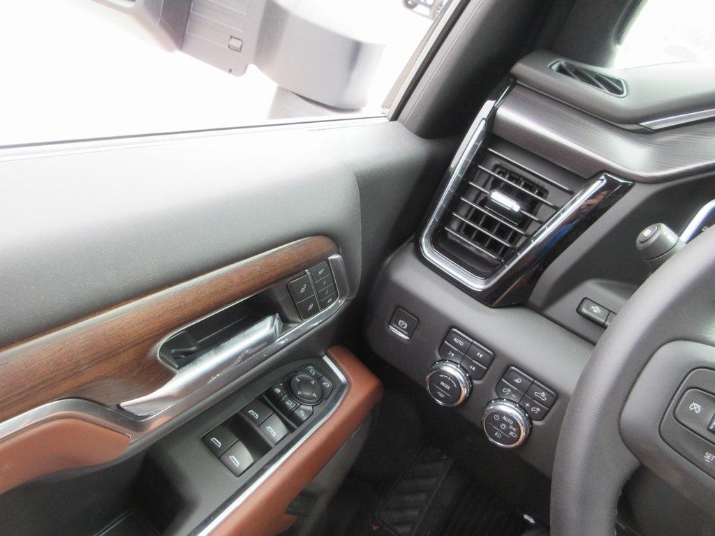 new 2025 GMC Sierra 3500 car, priced at $95,083