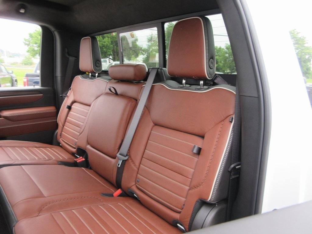 new 2025 GMC Sierra 3500 car, priced at $95,083