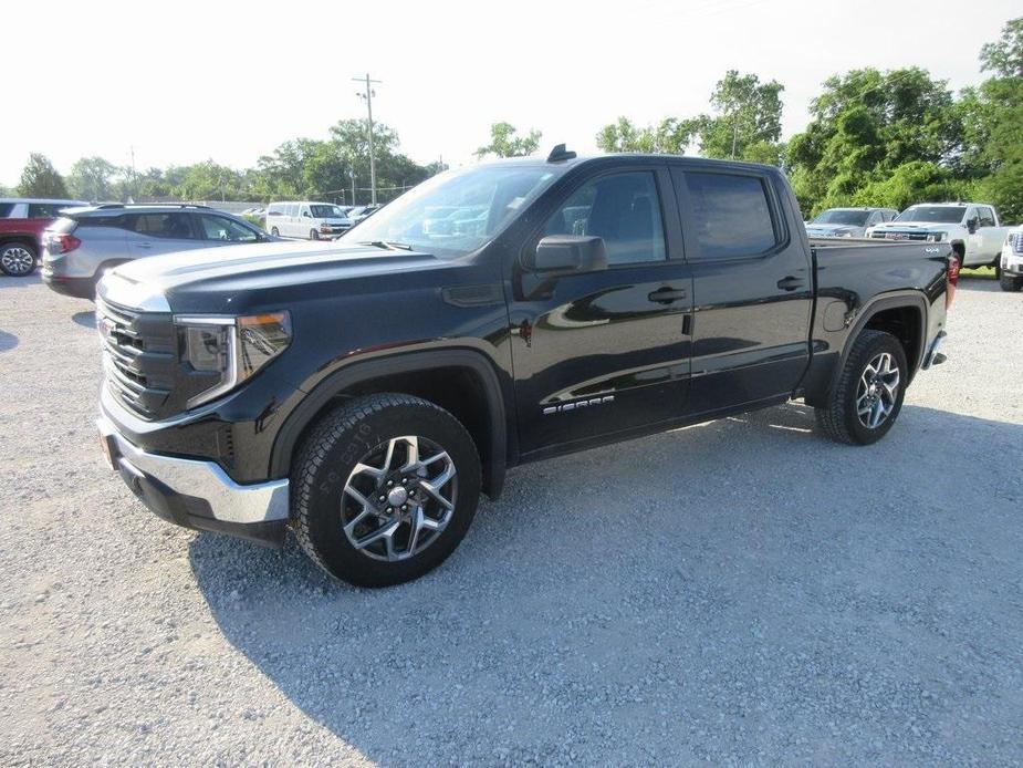 new 2024 GMC Sierra 1500 car, priced at $43,834