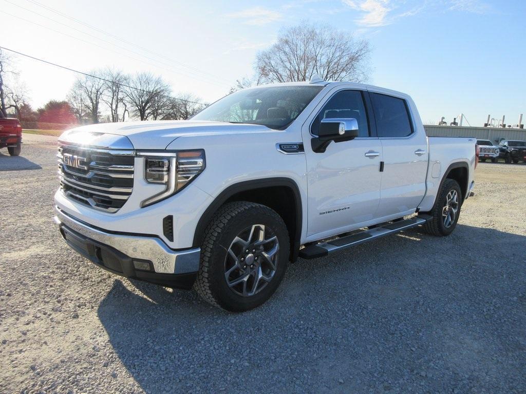 new 2025 GMC Sierra 1500 car, priced at $59,452