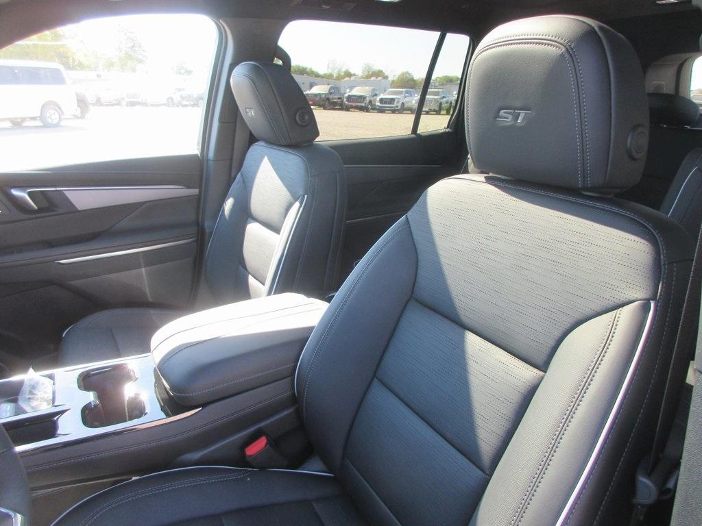 new 2026 Buick Enclave car, priced at $57,435