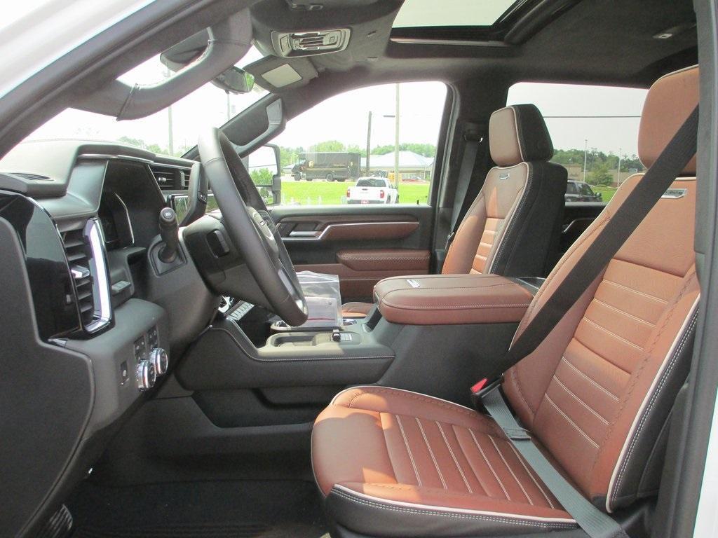 new 2025 GMC Sierra 2500 car, priced at $90,555