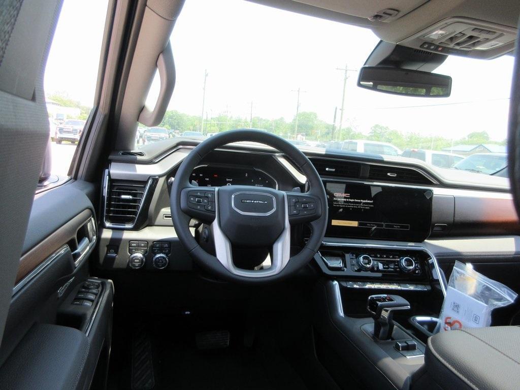 new 2025 GMC Sierra 1500 car, priced at $64,195