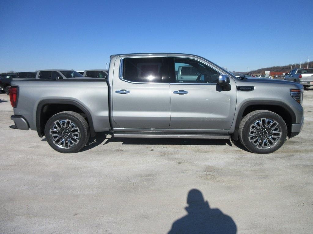 new 2025 GMC Sierra 1500 car, priced at $77,577