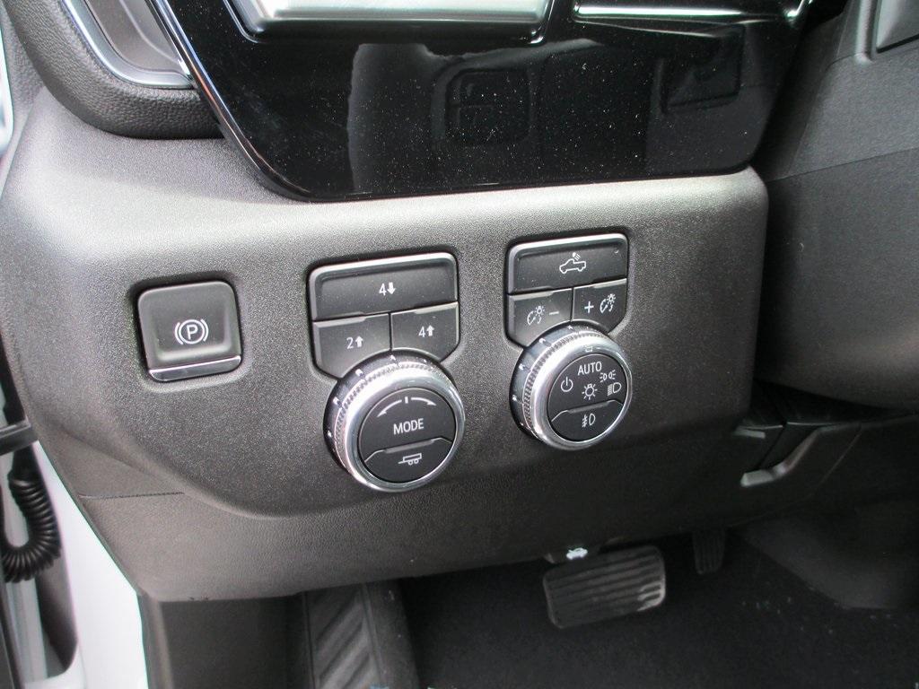 new 2025 GMC Sierra 2500 car, priced at $65,346