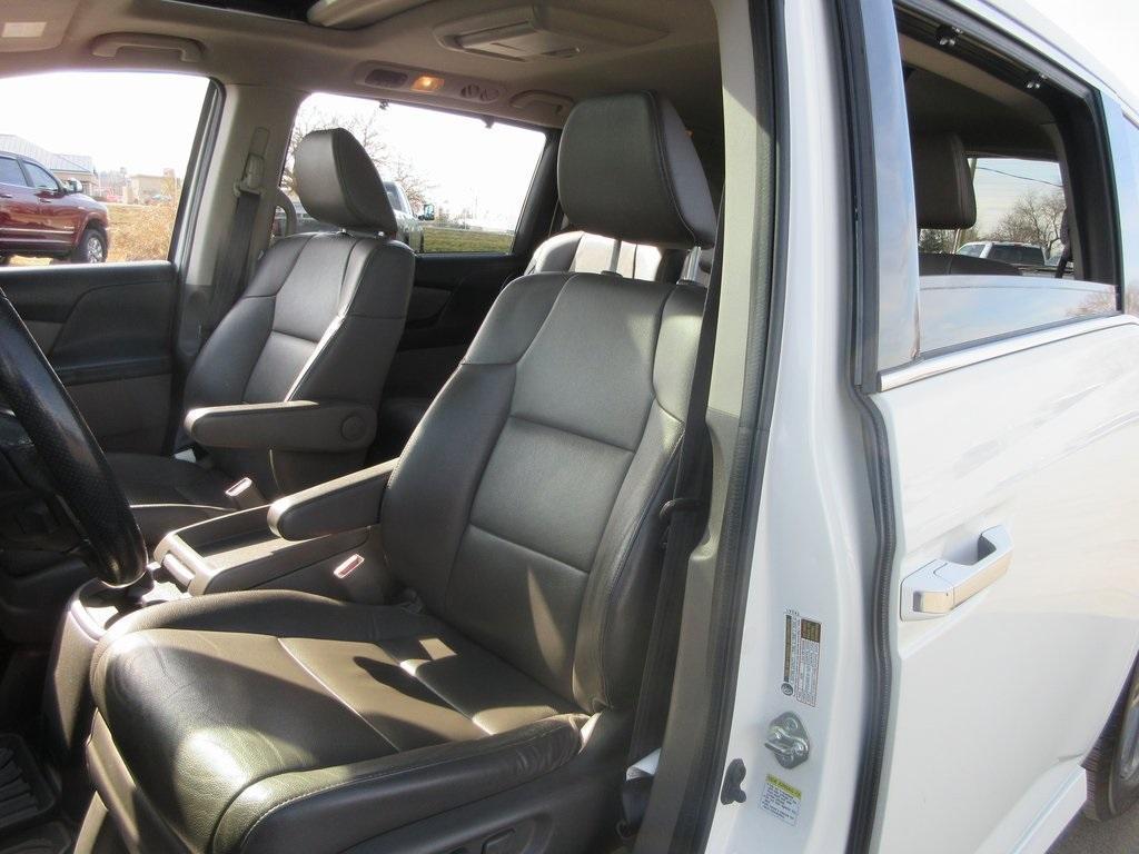 used 2016 Honda Odyssey car, priced at $17,995