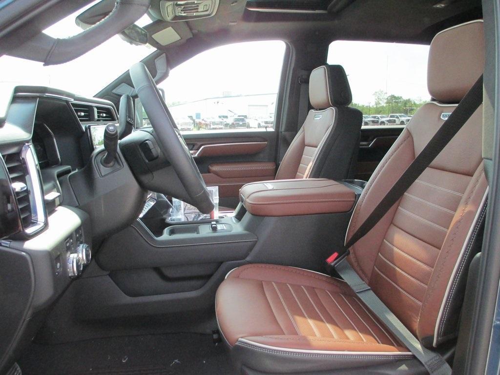 new 2025 GMC Sierra 2500 car, priced at $91,008