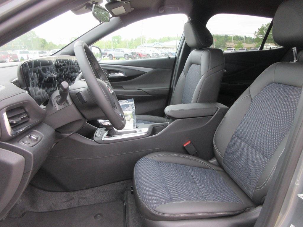 new 2025 Buick Envista car, priced at $25,767