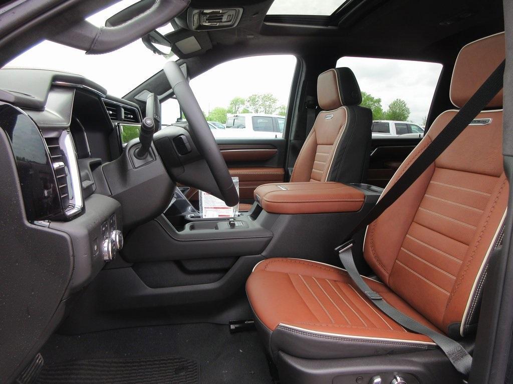 new 2025 GMC Sierra 3500 car, priced at $94,534