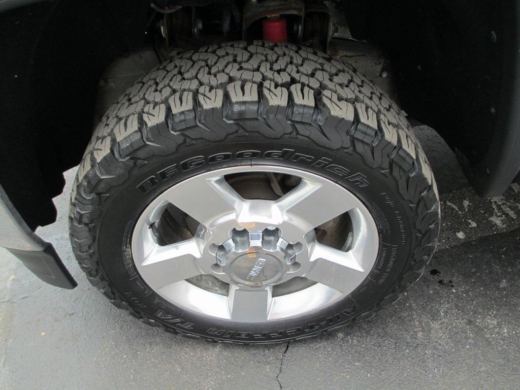 used 2016 GMC Sierra 2500 car, priced at $32,995