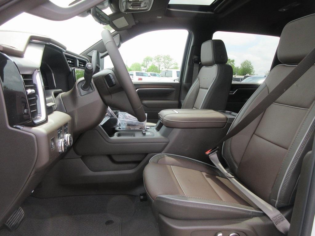 new 2025 GMC Sierra 2500 car, priced at $84,240