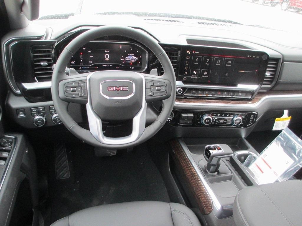 new 2025 GMC Sierra 1500 car, priced at $59,377