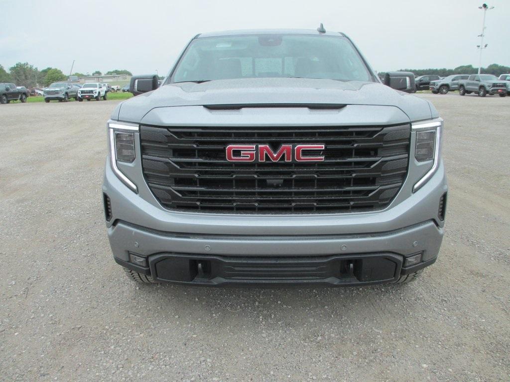 new 2025 GMC Sierra 1500 car, priced at $59,377